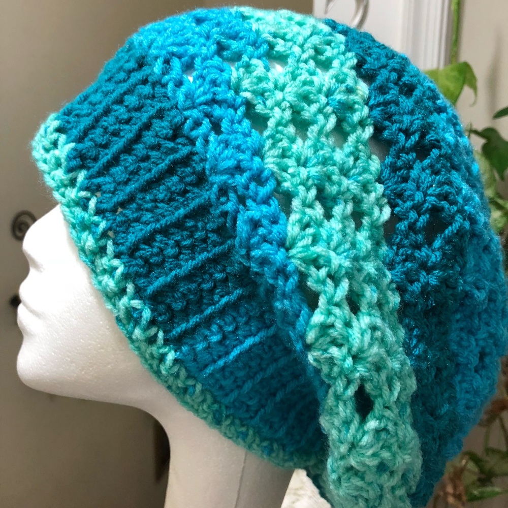 Handmade Ribbed Clustered/Button Hat and Cowl Set - Picture 5 of 5